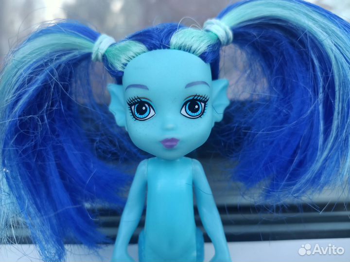 Маленькая куколка