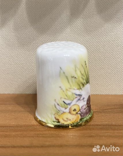 Наперсток коллекционный фарфоровый