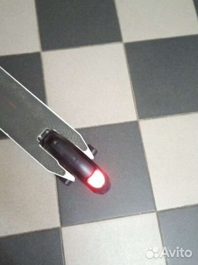 Самокат взрослый электрический бу