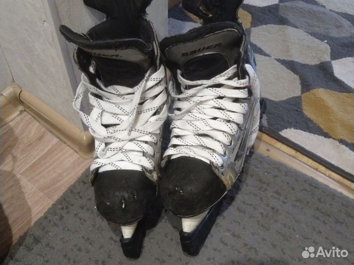 Коньки хоккейные 42- 43 размер