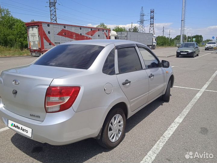 LADA Granta 1.6 МТ, 2012, 109 000 км