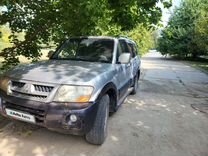 Mitsubishi Pajero 3.2 MT, 2004, 286 000 км, с пробегом, цена 925 000 руб.