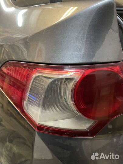 Фары задние Honda Accord 8