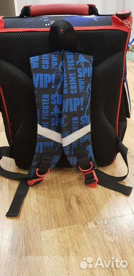 Школьный портфель человек паук