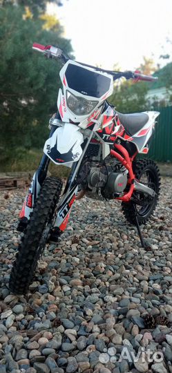 Продам питбайк kayo 140