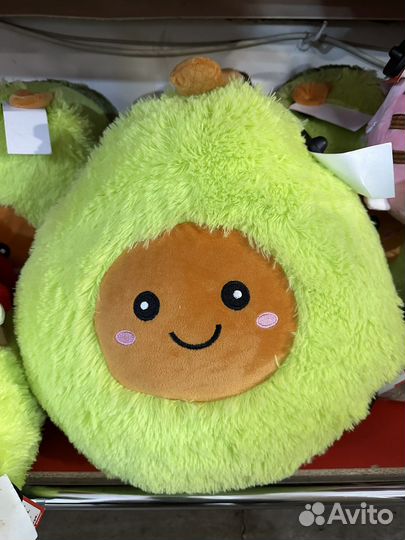 Большой плюшевый авокадо