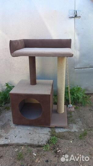 Домик для кошки с когтеточкой