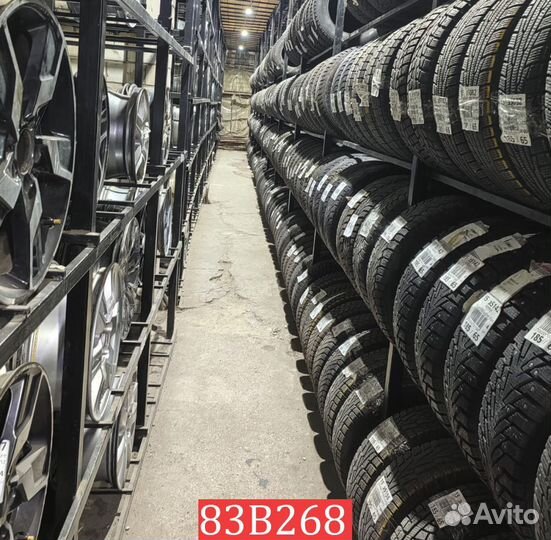 Nokian Tyres Hakkapeliitta 4 235/65 R17 106P