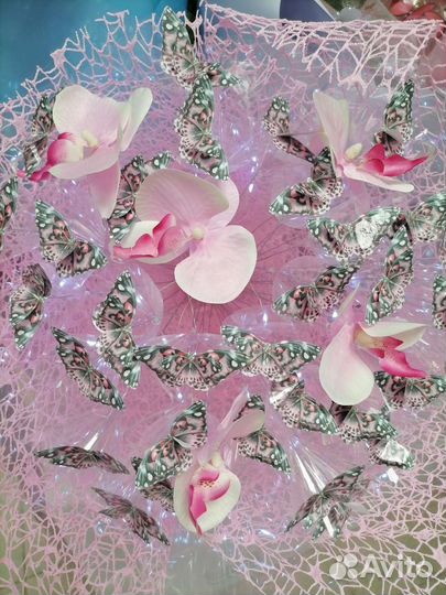 Букет из бабочек и орхидеи светящийся