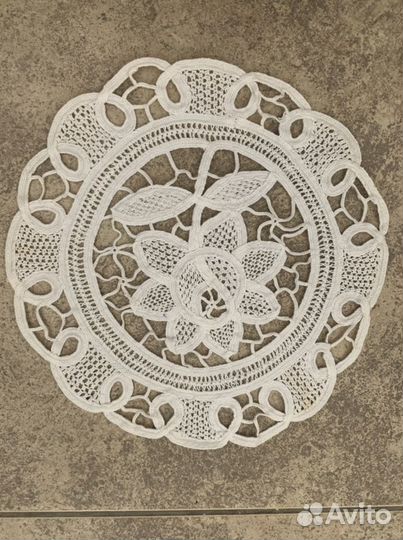 Скатерти, салфетки разные