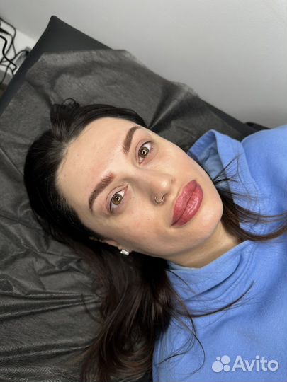 Наращивание ресниц/Перманентный макияж