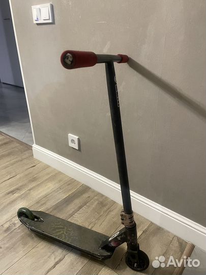 Трюковой самокат