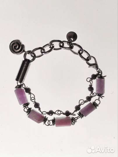 Браслет с кунцитом