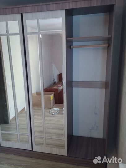 Шкаф купе с зеркалом бу