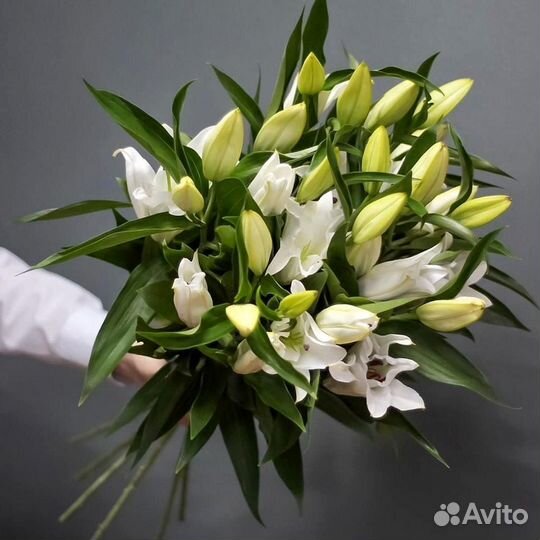 Букеты из лилий