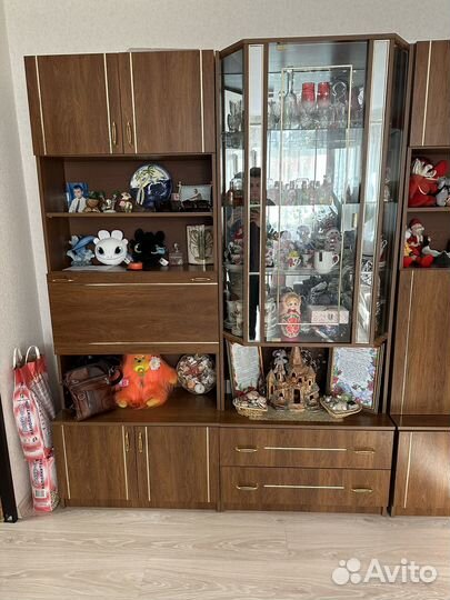 Стенка в гостиную