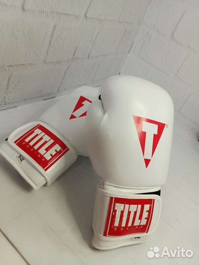 Боксерские перчатки