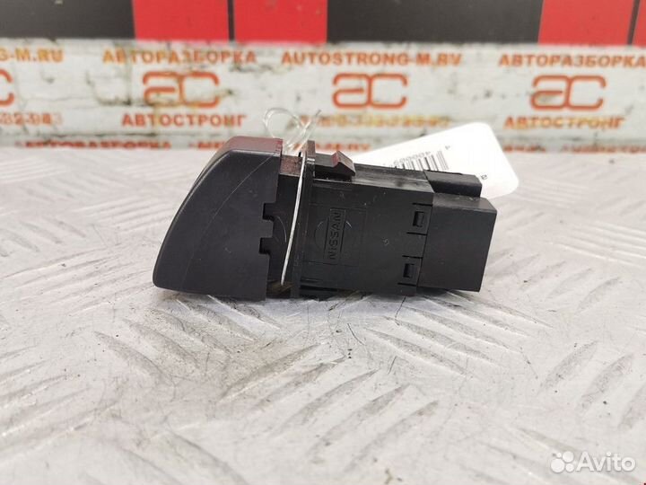 Кнопка обогрева заднего стекла Nissan Micra