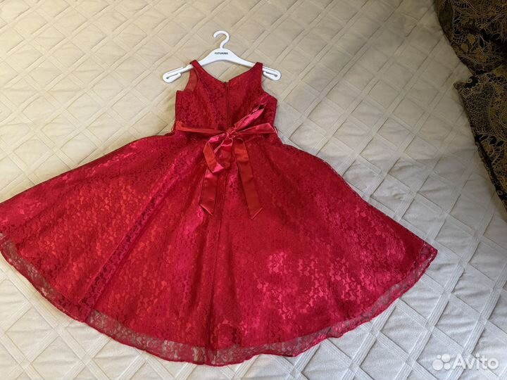 Праздничное платье для девочки