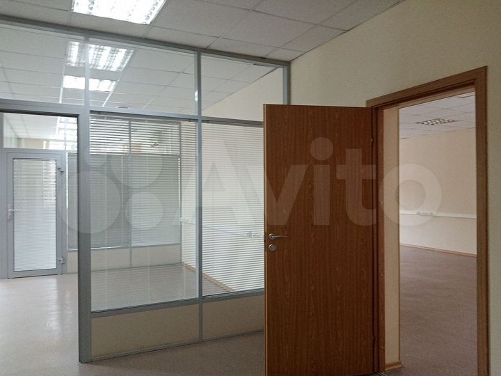 Офис, 141.8 м² Южное шосее