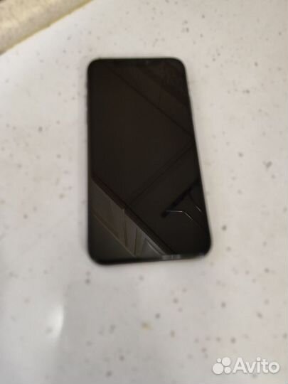 iPhone X, 64 ГБ