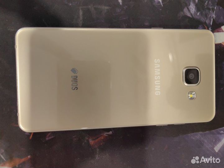 Samsung Galaxy A6, 4/32 ГБ