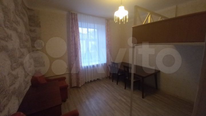 2-к. квартира, 50 м², 2/4 эт.