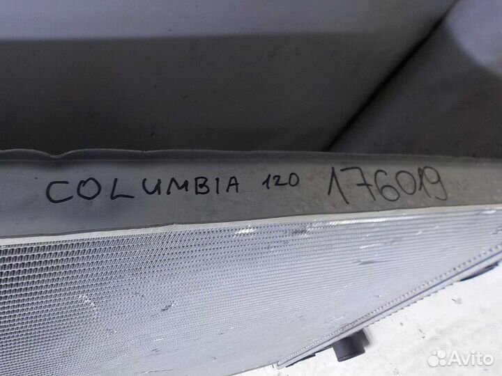 Радиатор основной freightliner columbia 120