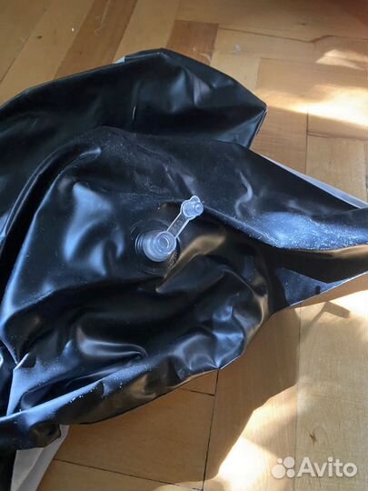 Надувная касатка с ручками / Игрушка - плот