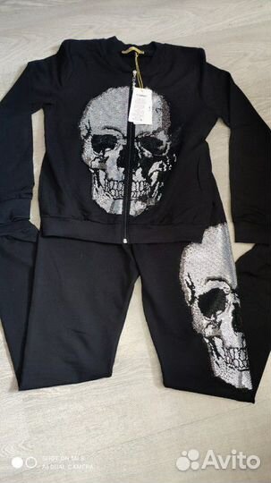 Костюм спортивно - прогулочный