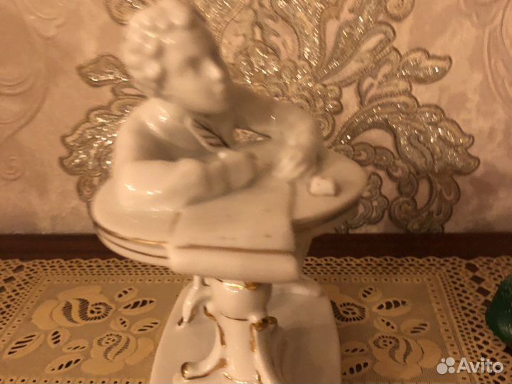 Статуэтка Пушкин