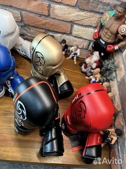 Боксерские перчатки Rival RS-1