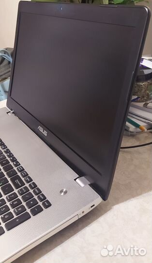 Ноутбук asus N76V