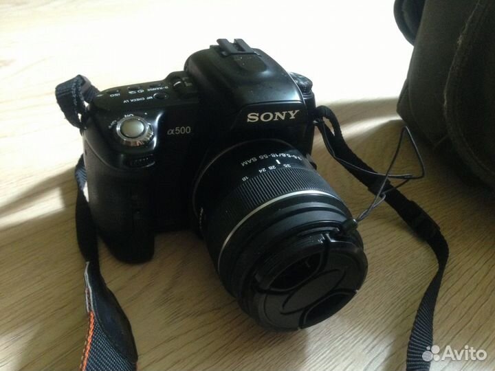 Зеркальный фотоаппарат Sony dslr-A500