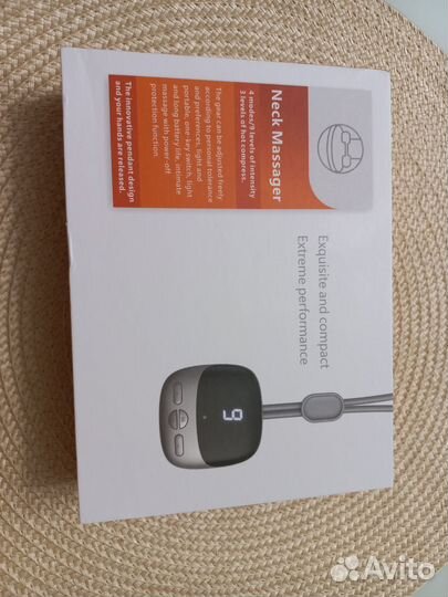 Импульсный массажёр для шеи и плеч