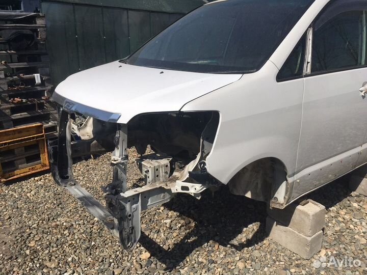 Лонжерон четверть Toyota Noah 2002, AZR 60 65