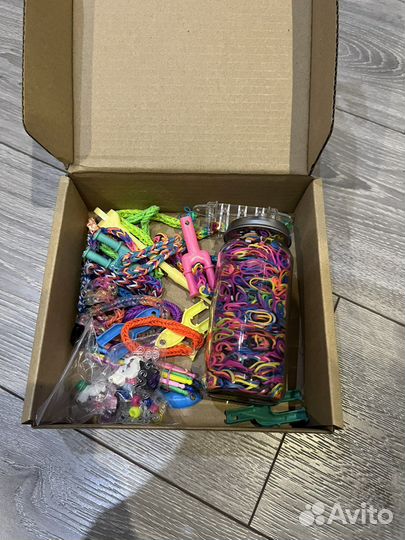 Набор для плетения браслетов из резинок