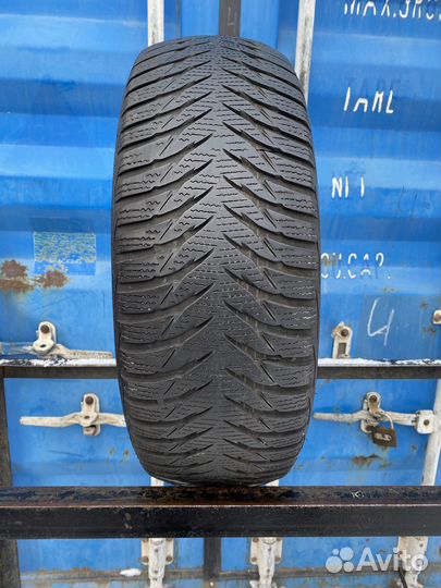 Goodyear UltraGrip 8 205/55 R16