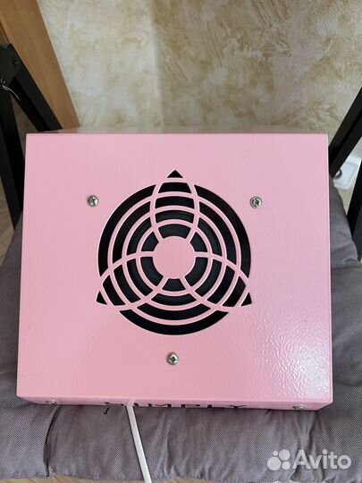 Пылесос настольный Simply вытяжка маникюрная