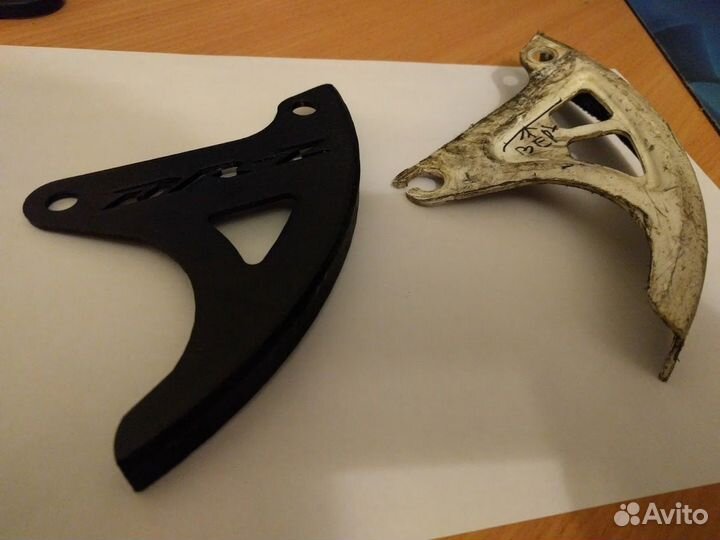 Крышка заднего тормозного диска suzuki drz 400 sm