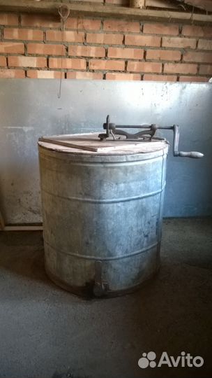 Медогонка 4 рамочная