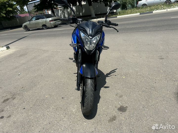 Moтоцикл Bajaj Pulsar NS200