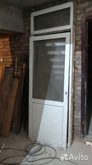 Дверь балконная