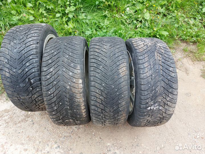Nokian Tyres Hakkapeliitta 8 225/45 R17