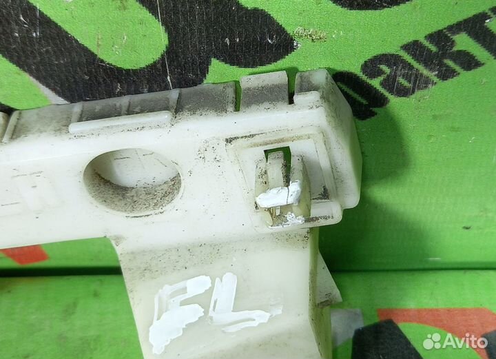 Кронштейн mitsubishi galant fortis CY4A перед лево