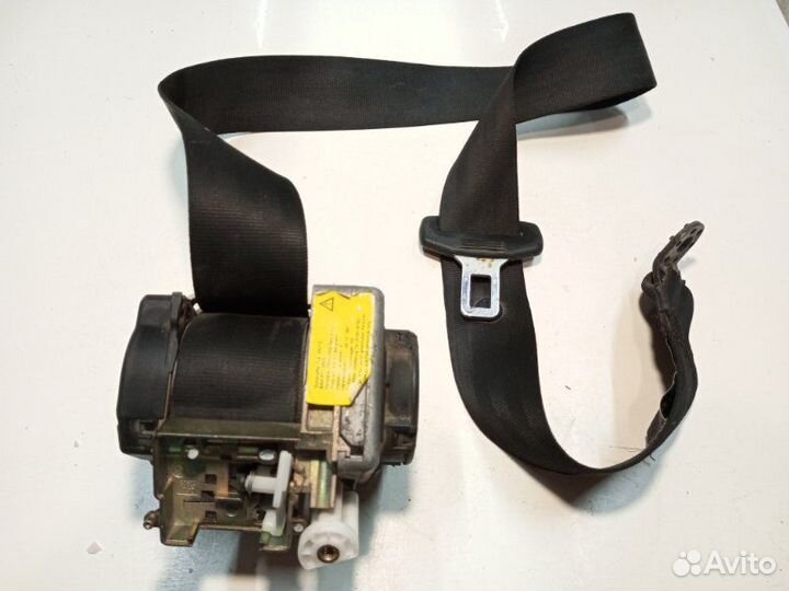 Ремень безопасности задний левый Volkswagen Passat