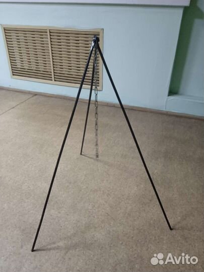 Тренога для костра 1м высота пруток 10мм