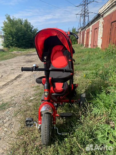 Детский велосипед с ручкой