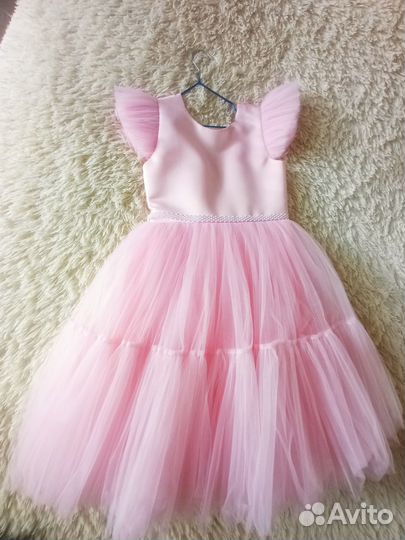 Нарядное платье для девочки 122 128