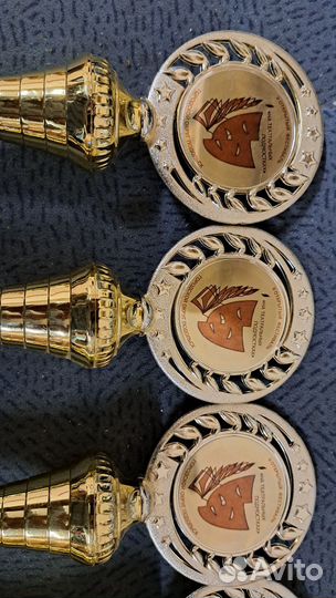 Спортивные кубки